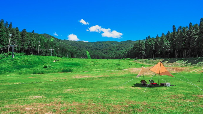ニノックススノーパークにお山のキャンプ場がオープン。
