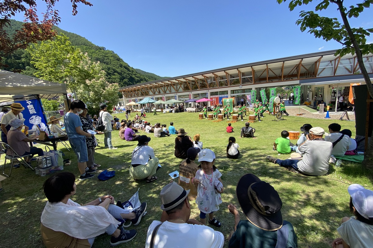 「道の駅　尾瀬かたしな」に雪遊び場が登場！オグナほたかスキー場（群馬）運営の片品村振興公社株式会社が7周年感謝祭を3日間開催