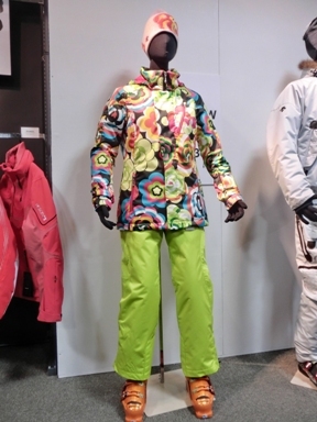 2011-12NEW MODELウエア展示会／デサント