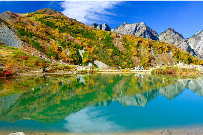 世界有数の山岳観光リゾートHAKUBA VALLEY　 八方尾根・白馬岩岳・つがいけ高原、紅葉見頃時期のご案内