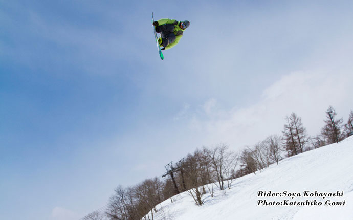 OGASAKA SNOWBOARDは2年間の研究開発期間を経て1987年にスタートしたブランド