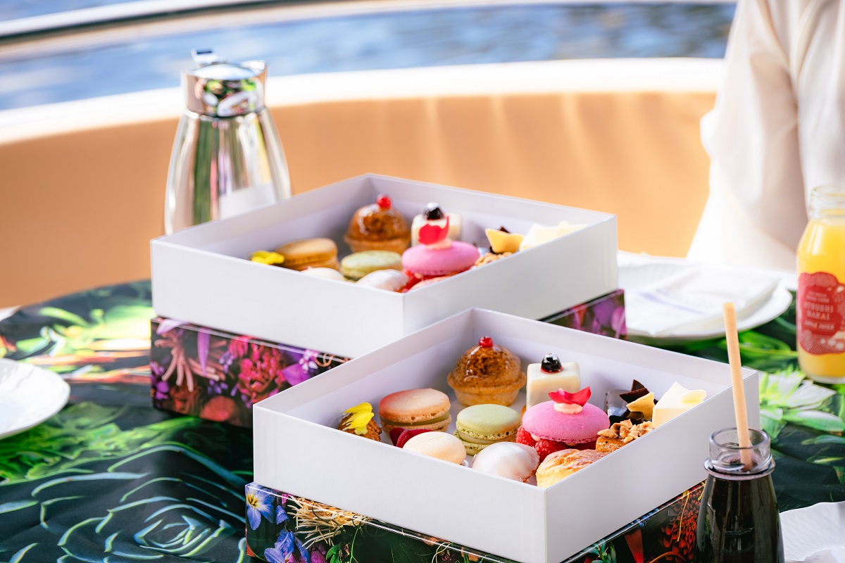 ニセコHANAZONOリゾート「水上のアフタヌーンティー by ピエール・エルメ・パリ」開催