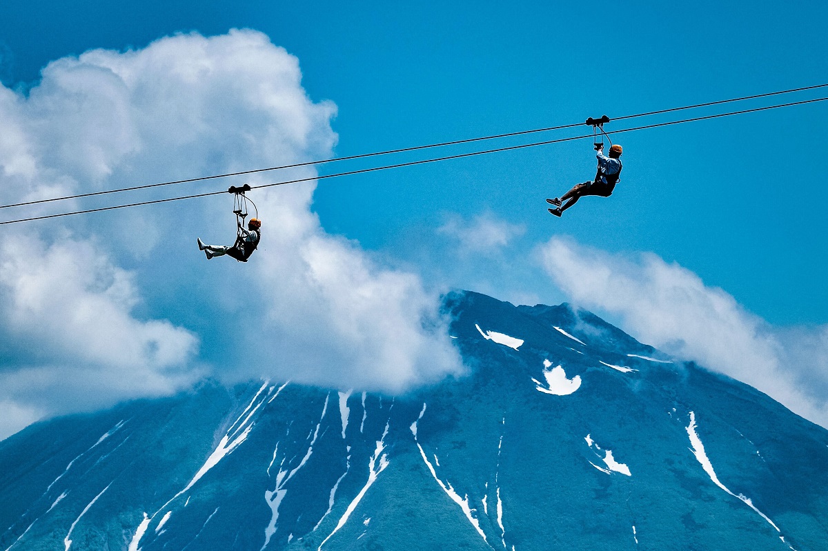 ニセコHANAZONOリゾート「水上のアフタヌーンティー by ピエール・エルメ・パリ」開催