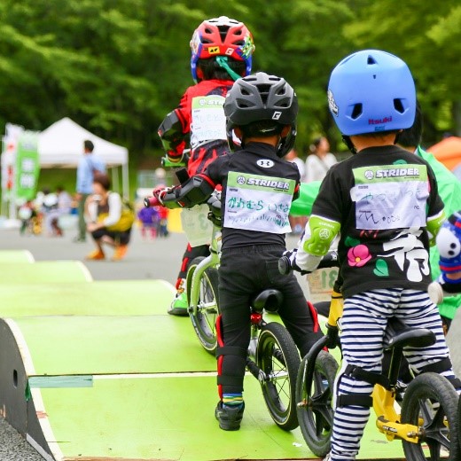 ムラサキスポーツが、茨城県笠間市で特別キャンプを開催！国内最大級の屋外スケートパークでアクションスポーツとアウトドアを楽しめる！