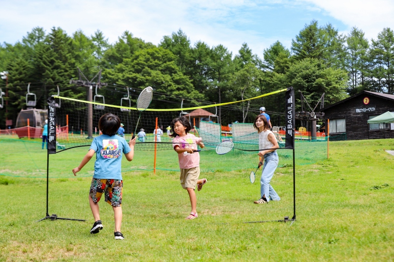 冬はスキー場、夏は遊びのフィールド「草津温泉スキー場 天狗山プレイゾーン」に早変わり！