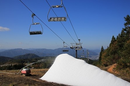 福井「スキージャム勝山」、11月15日（金）より人工造雪機の本格稼働を開始。スキー場オープンは12月21日(土)を予定