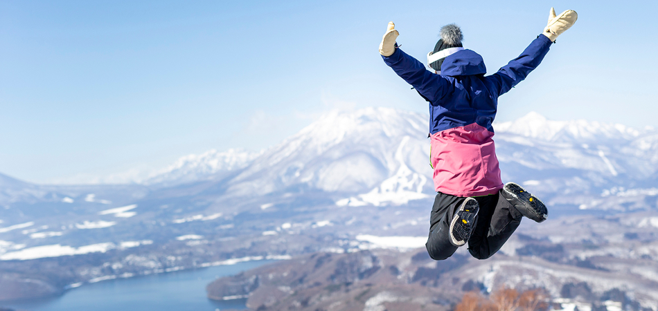 スキーをしない方も、雪山の絶景が楽しめる「野尻湖テラス」|タングラムスキーサーカス