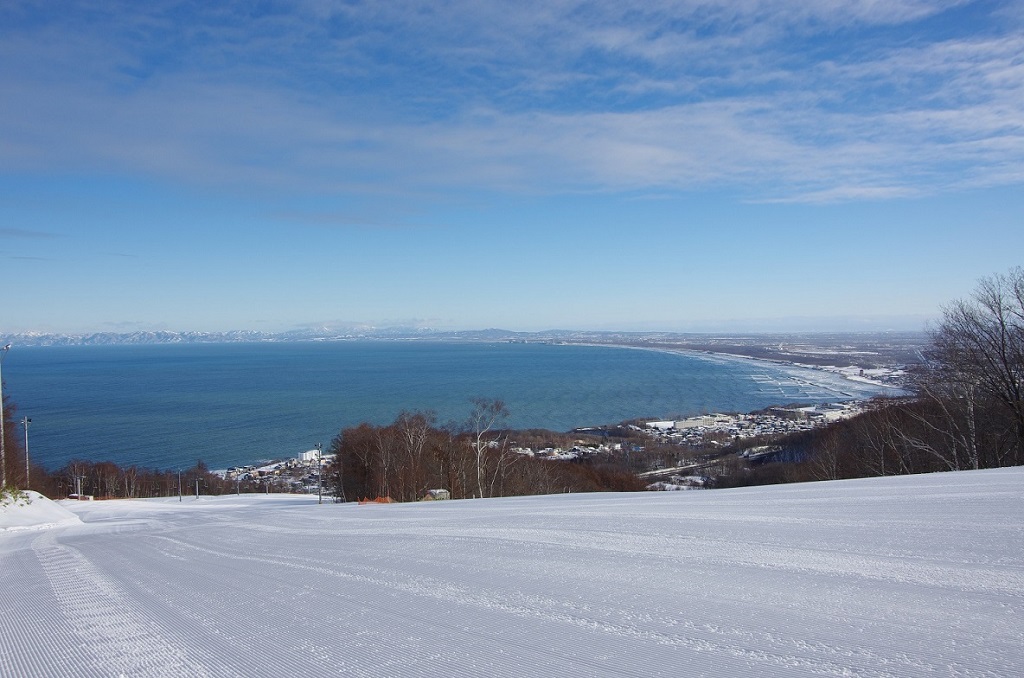 SNOW CRUISE ONZE