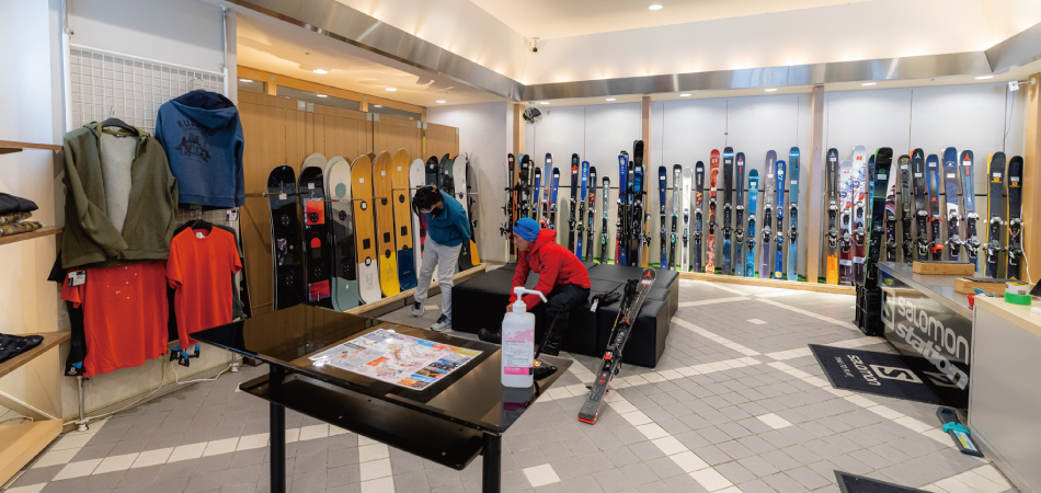 最新アイテムが揃う、SALOMON ＆ ATOMIC RENTAL STATION|ルスツリゾート