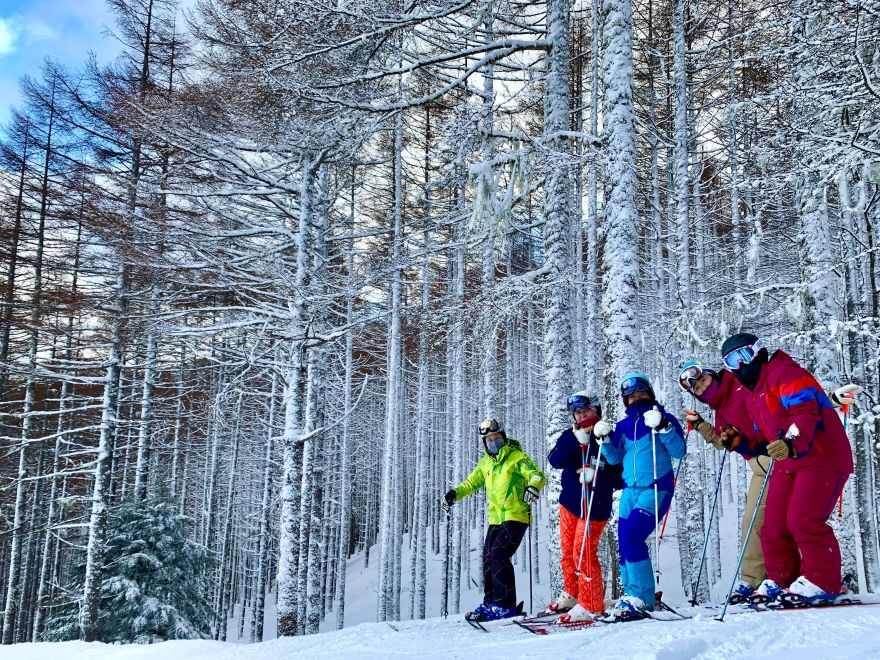 八千穂高原スキー場のシニアデー