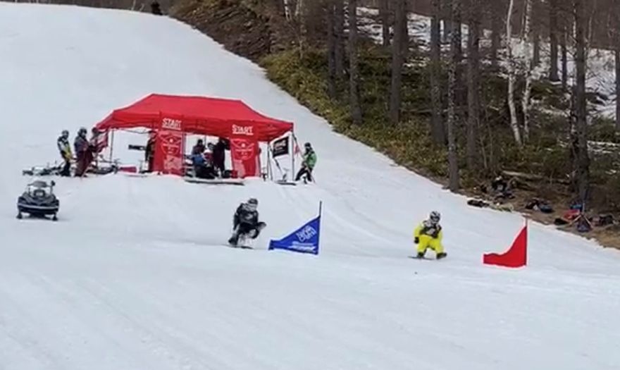 八千穂高原スキー場のJCSBA 全日本チェアスノーボード選手権大会