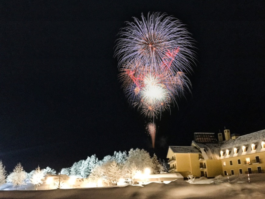 アライマウンテンリゾート（旧ロッテアライリゾート）のカウントダウン花火