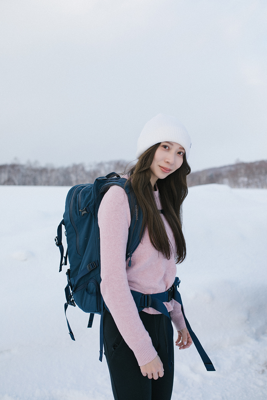 石みみみ 様　ABFAHR 新品未使用　 フード付きスノーボードウェア 青/黒 fp01-06.jpg