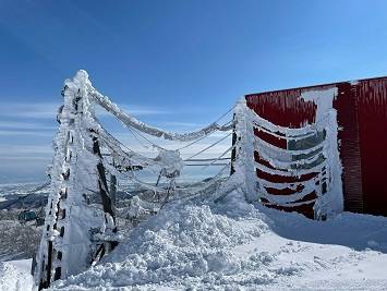 雪の塊あり|夏油高原スキー場のクチコミ画像2