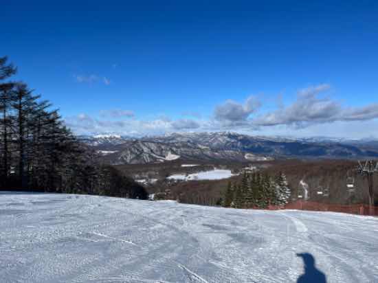 空いていて広々としたゲレンデ|白樺高原国際スキー場のクチコミ画像2