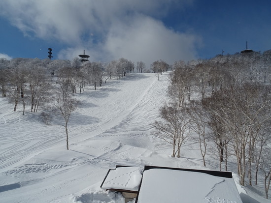 毛無山山頂からの滑り|野沢温泉スキー場のクチコミ画像