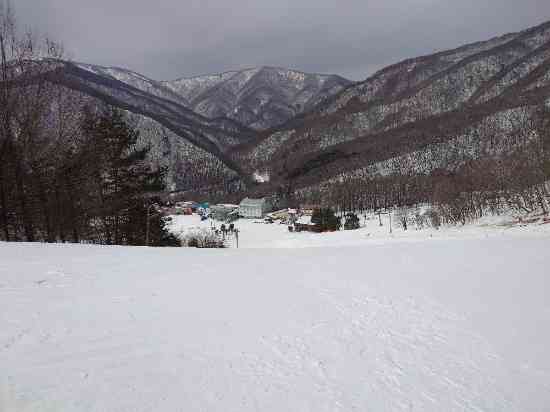 まだまだ雪あるよ|スノーパーク尾瀬戸倉のクチコミ画像2
