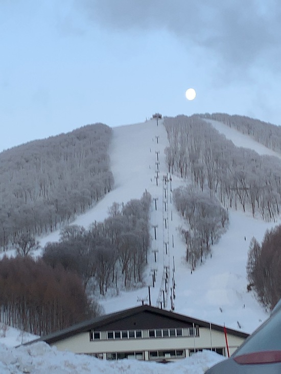 早朝スキー 星野リゾート 猫魔スキー場 口コミ レビュー スキー場情報サイト Surf Snow