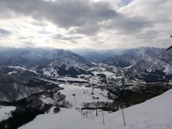 客入り衰えなし|岩原スキー場のクチコミ画像
