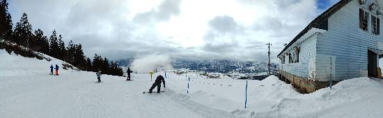 コースレイアウトやリフト配置が少し惜しい。|上越国際スキー場のクチコミ画像3