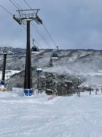 駐車場からゴンドラも近く快適。|Hakuba47 ウインタースポーツパークのクチコミ画像