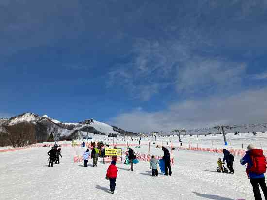 賑わいあるゲレンデ|岩原スキー場のクチコミ画像