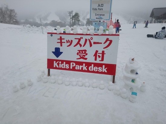 キッズパークにかわいい雪だるまが|斑尾高原スキー場のクチコミ画像