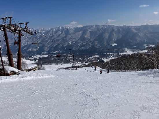 広大なゲレンデと景観に感謝！