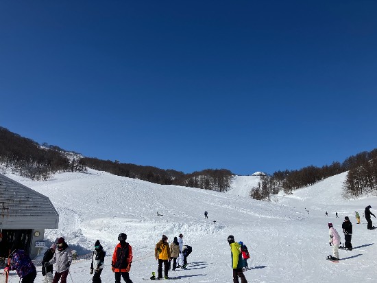 週末は混んでました。
