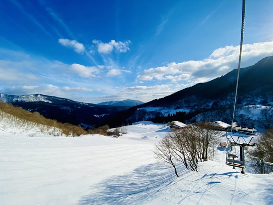 とても広く美しい1枚バーン|氷ノ山国際スキー場のクチコミ画像
