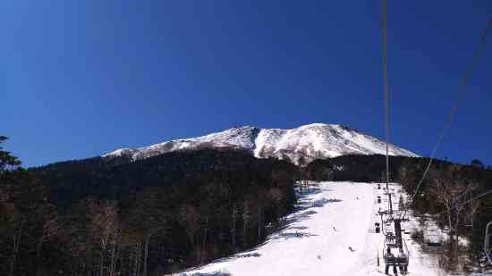 雪質は良いのに運営が追いつかない惜しいスキー場
