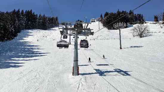 まだまだたっぷりすぎる雪！！|石打丸山スキー場のクチコミ画像2