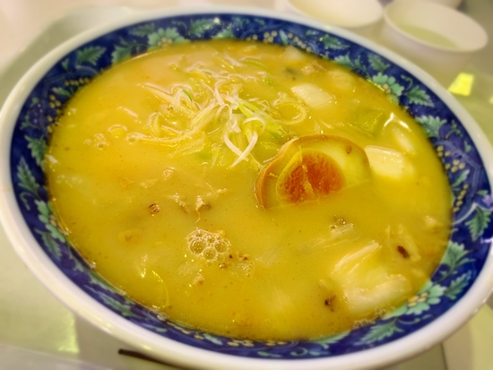 もつ煮ラーメンうまし！|たざわ湖スキー場のクチコミ画像2