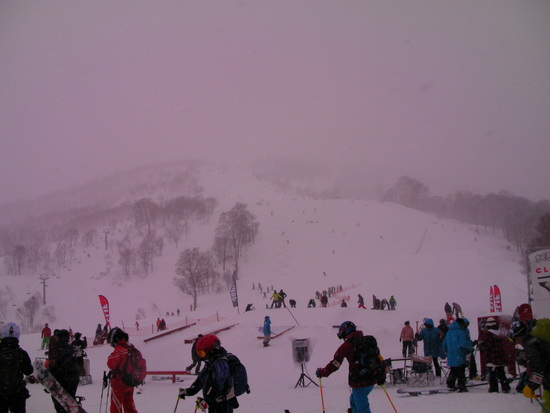4月末なのに・・雪が・・|かぐらスキー場のクチコミ画像