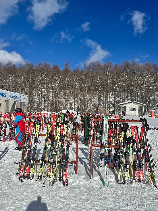 レストハウスの様子が…|しらかば2in1スキー場のクチコミ画像2