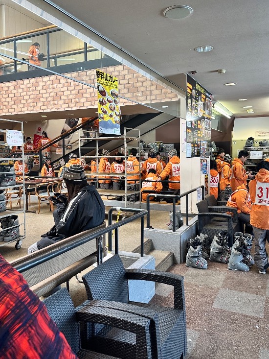 レストハウスの様子が…|しらかば2in1スキー場のクチコミ画像3