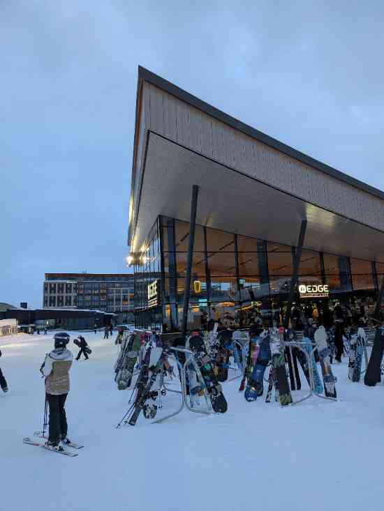 海外リゾートスキー？