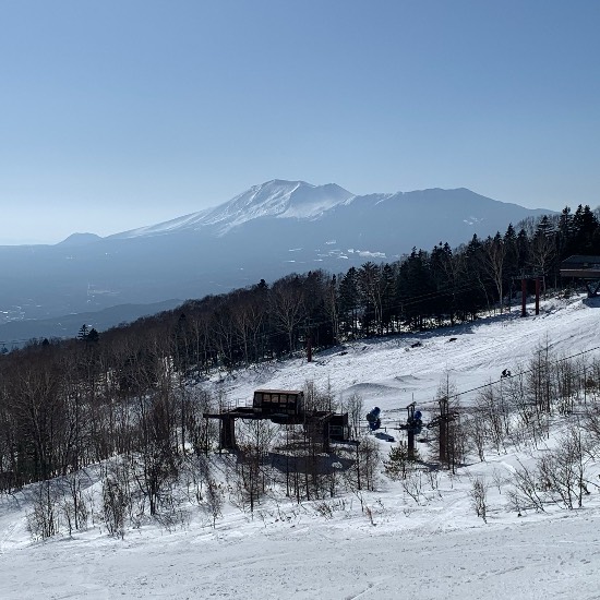 人は多いがコースが広く滑りやすい！