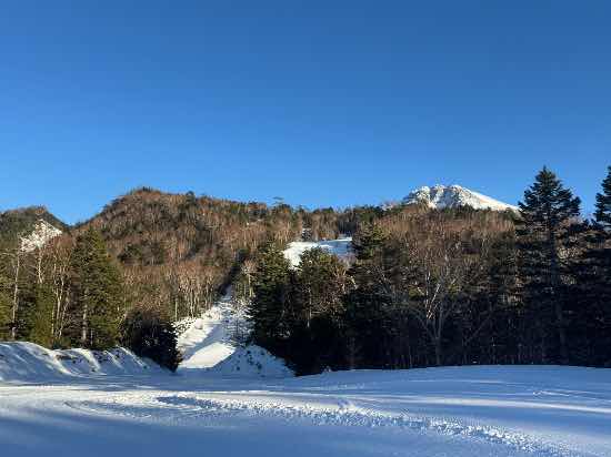 斜面構成、設備、値段全てに於いて秀逸