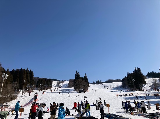 日月と久しぶりの鷲ヶ岳|鷲ヶ岳スキー場のクチコミ画像2