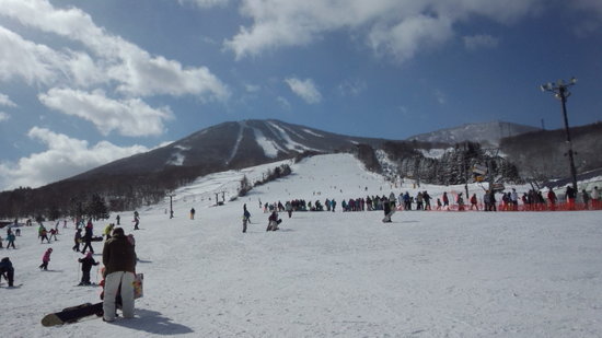 雪質はチョ～最高なんですが・・・春節ということで・・・。|安比高原スキー場のクチコミ画像