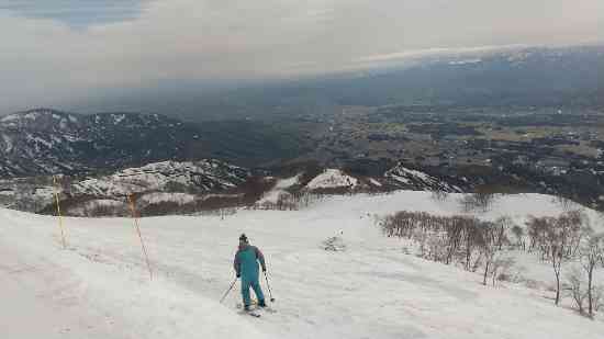 まだまだ雪が豊富、大自然を満喫