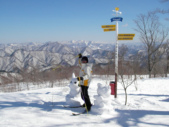 向こうに見えるのは高杖スキー場|北日光・高畑スキー場（会津高原高畑スキー場）のクチコミ画像