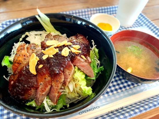 うまうまステーキ丼|八幡平リゾート パノラマスキー場＆下倉スキー場のクチコミ画像