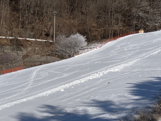 空いていて楽しく滑走できました！|佐久スキーガーデン「パラダ」南パラダスキー場のクチコミ画像2