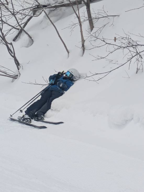 雪不足でもしっかりスキーが出来ます。
